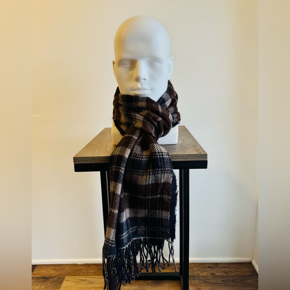 Jos. A. Bank Men's reversible plaid scarf, one size, acrylic, new with tags